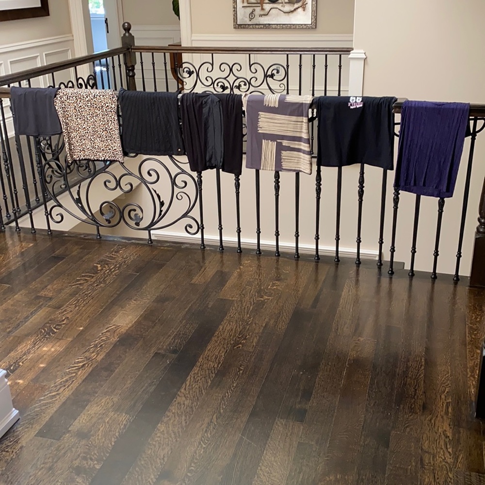 Bundle of 7 Tops